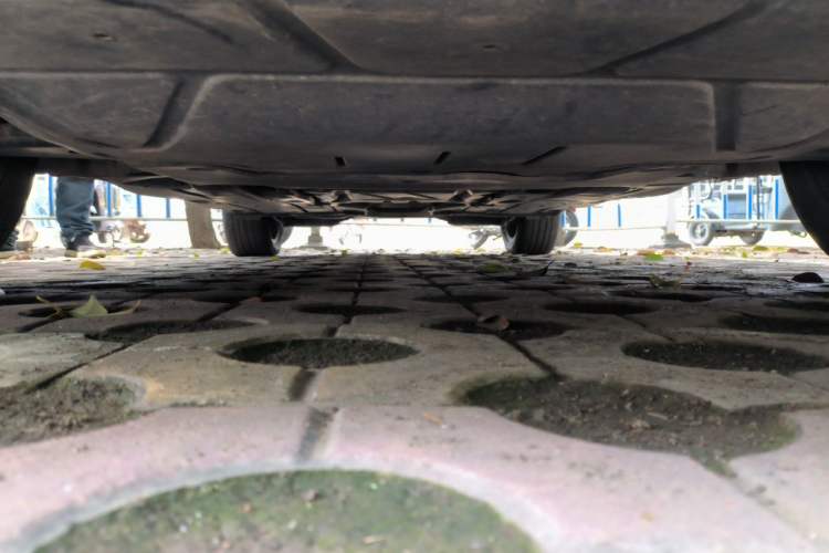 Used Volkswagen Tharu 2023 300TSI Two-Wheel-Drive Full Moon Edition Chassis Front