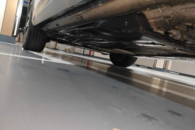 Used Volkswagen Tharu 2023 300TSI Two-Wheel-Drive Full Moon Edition Chassis Rear Left