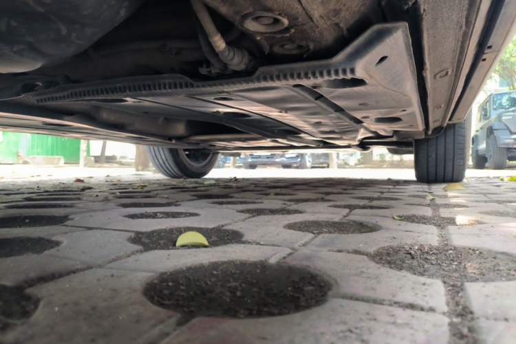 Used Volkswagen Tharu 2023 300TSI Two-Wheel-Drive Full Moon Edition Chassis Rear Right