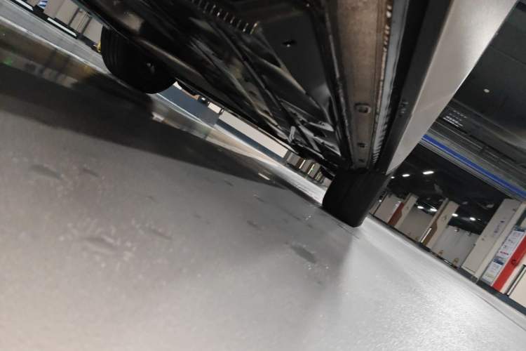 Used Volkswagen Tharu 2023 300TSI Two-Wheel-Drive Full Moon Edition Chassis Rear Right