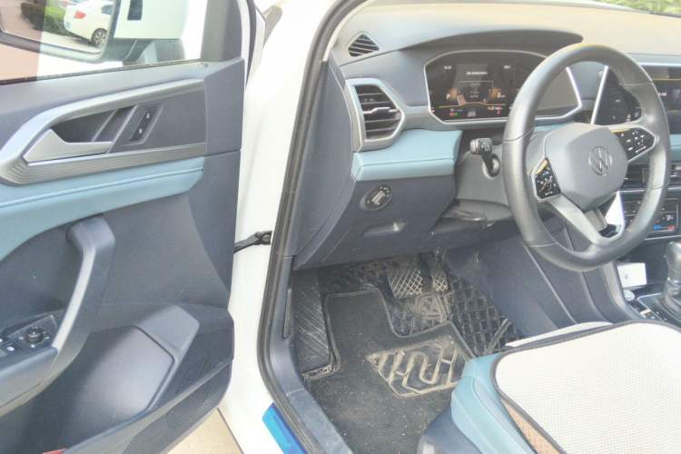 Used Volkswagen Tharu 2023 300TSI Two-Wheel-Drive Moonlight Edition Driver Seat