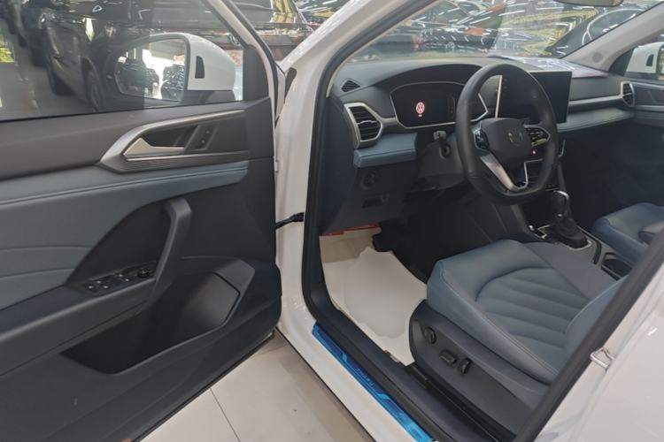 Used Volkswagen Tharu 2023 300TSI Two-Wheel-Drive Full Moon Edition Driver Seat