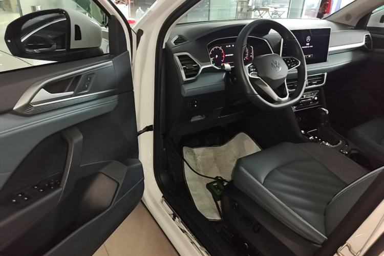 Used Volkswagen Tharu 2023 300TSI Two-Wheel-Drive Full Moon Edition Driver Seat