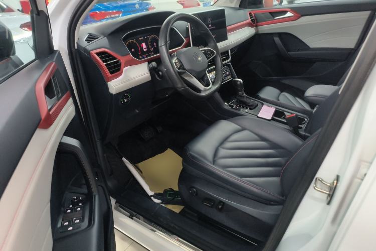 Used Volkswagen Tharu 2023 300TSI Two-Wheel-Drive Moon Luxury Edition Driver Seat