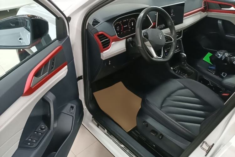 Used Volkswagen Tharu 2023 300TSI Two-Wheel-Drive Moon Luxury Edition Driver Seat
