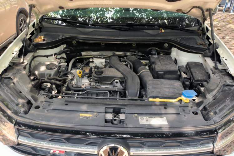 Used Volkswagen Tharu 2023 300TSI Two-Wheel-Drive Full Moon Edition Engine Bay