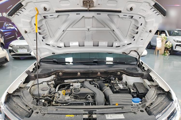 Used Volkswagen Tharu 2023 300TSI Two-Wheel-Drive Moonlight Edition Engine Bay