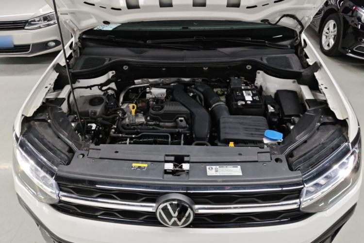 Used Volkswagen Tharu 2023 300TSI Two-Wheel-Drive Full Moon Edition Engine Bay
