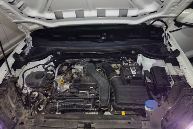 Used Volkswagen Tharu 2023 300TSI Two-Wheel-Drive Moonlight Edition Engine Bay