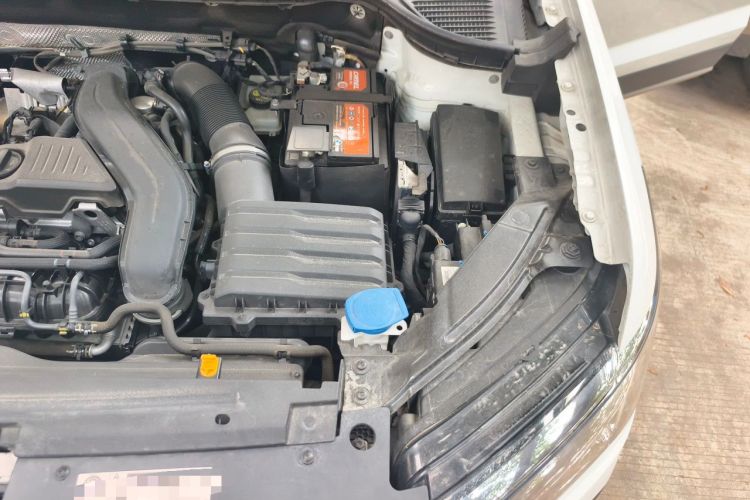 Used Volkswagen Tharu 2023 300TSI Two-Wheel-Drive Full Moon Edition Engine Bay Left
