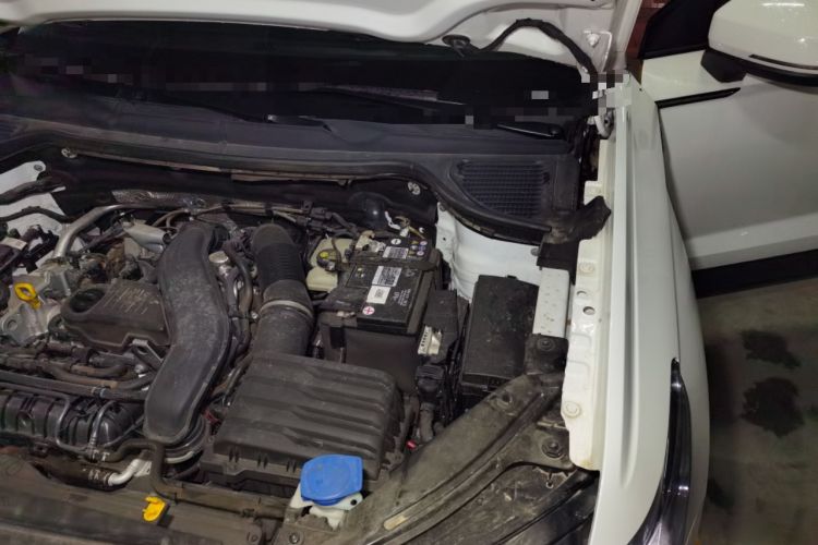 Used Volkswagen Tharu 2023 300TSI Two-Wheel-Drive Moonlight Edition Engine Bay Left