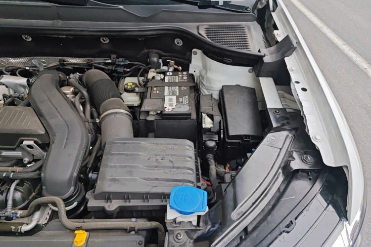 Used Volkswagen Tharu 2023 300TSI Two-Wheel-Drive Moonlight Edition Engine Bay Left