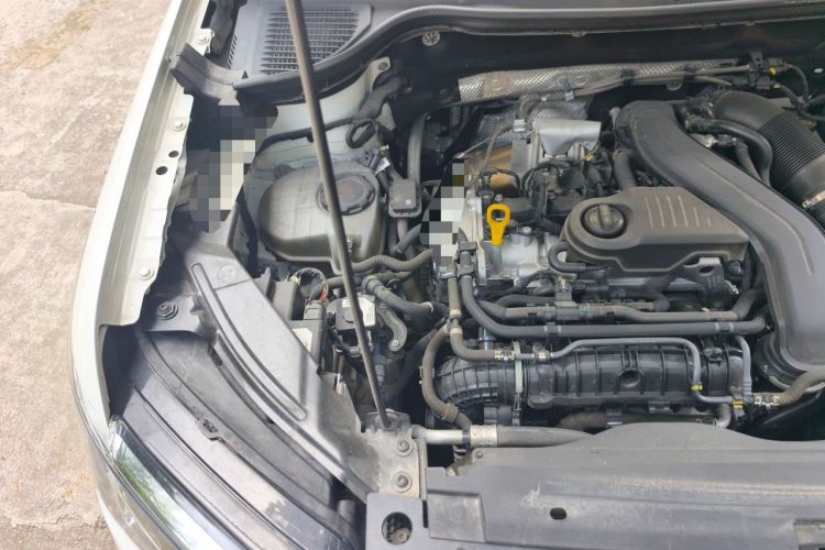Used Volkswagen Tharu 2023 300TSI Two-Wheel-Drive Full Moon Edition Engine Bay Right