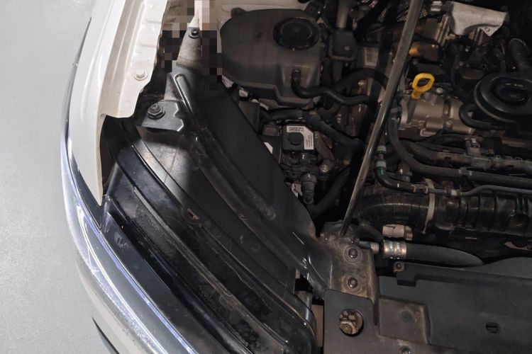 Used Volkswagen Tharu 2023 300TSI Two-Wheel-Drive Full Moon Edition Engine Bay Right