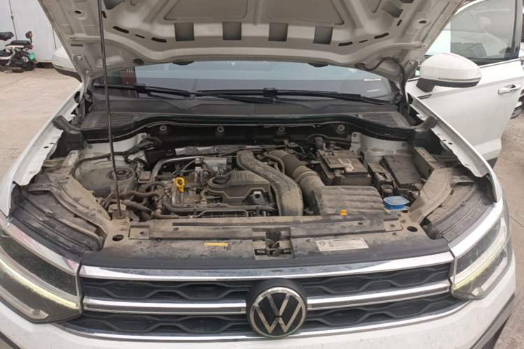 Used Volkswagen Tharu 2023 300TSI Two-Wheel-Drive Full Moon Edition Engine Bay
