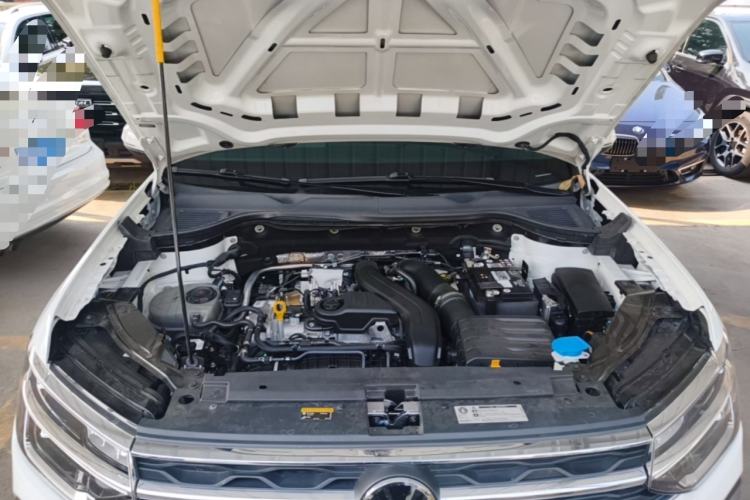 Used Volkswagen Tharu 2023 300TSI Two-Wheel-Drive Moonlight Edition Engine Bay