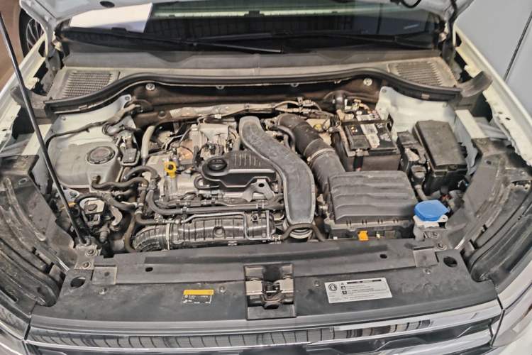 Used Volkswagen Tharu 2023 300TSI Two-Wheel-Drive Moonlight Edition Engine Bay