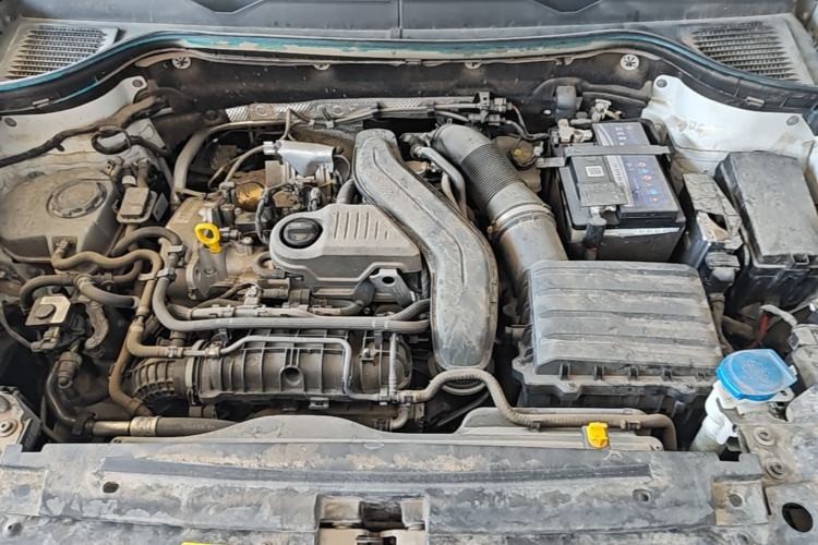 Used Volkswagen Tharu 2023 300TSI Two-Wheel-Drive Crescent Edition Engine Bay