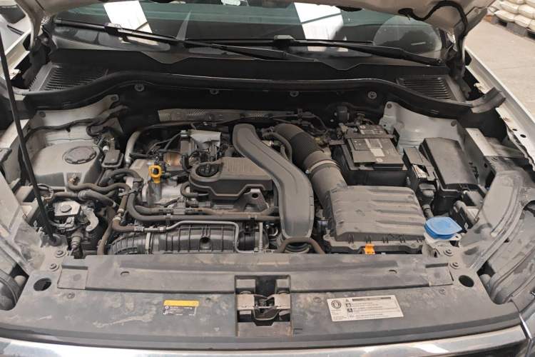 Used Volkswagen Tharu 2023 300TSI Two-Wheel-Drive Full Moon Edition Engine Bay
