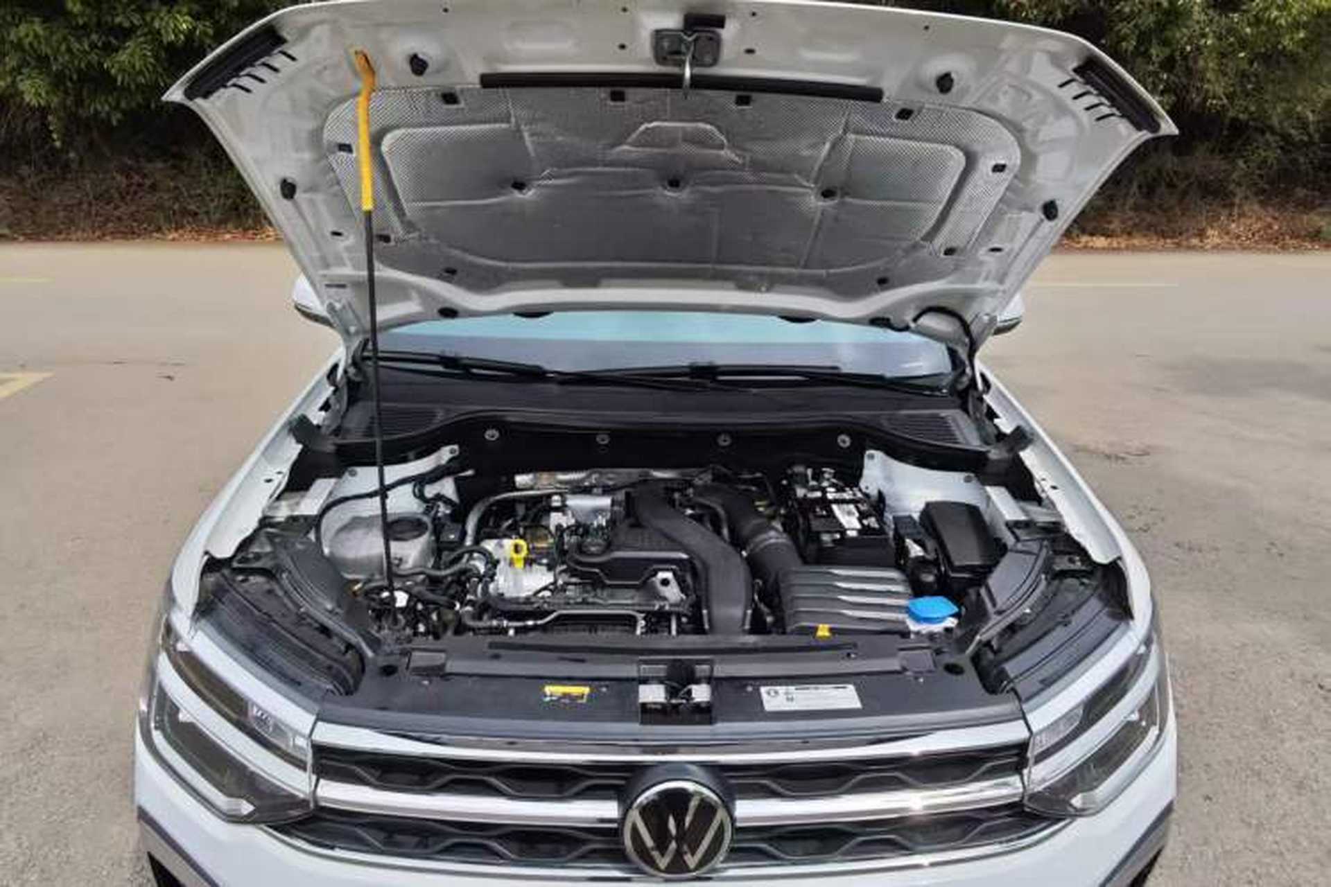 Used Volkswagen Tharu 2023 300TSI Two-Wheel-Drive Moonlight Edition Exterior 12
