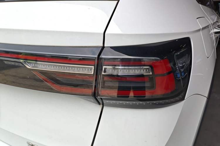 Used Volkswagen Tharu 2023 300TSI Two-Wheel-Drive Full Moon Edition Exterior 3