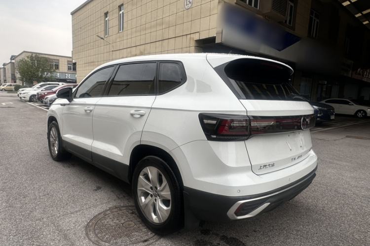 Used Volkswagen Tharu 2023 300TSI Two-Wheel-Drive Crescent Edition Exterior 3