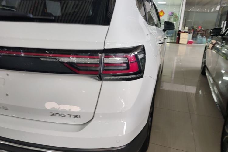Used Volkswagen Tharu 2023 300TSI Two-Wheel-Drive Full Moon Edition Exterior 3