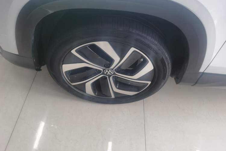 Used Volkswagen Tharu 2023 300TSI Two-Wheel-Drive Full Moon Edition Exterior 4