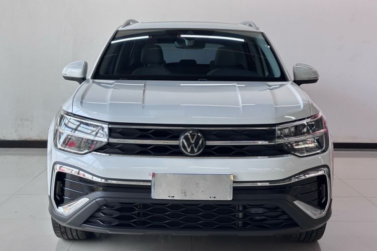 Used Volkswagen Tharu 2023 300TSI Two-Wheel-Drive Moonlight Edition Exterior 4