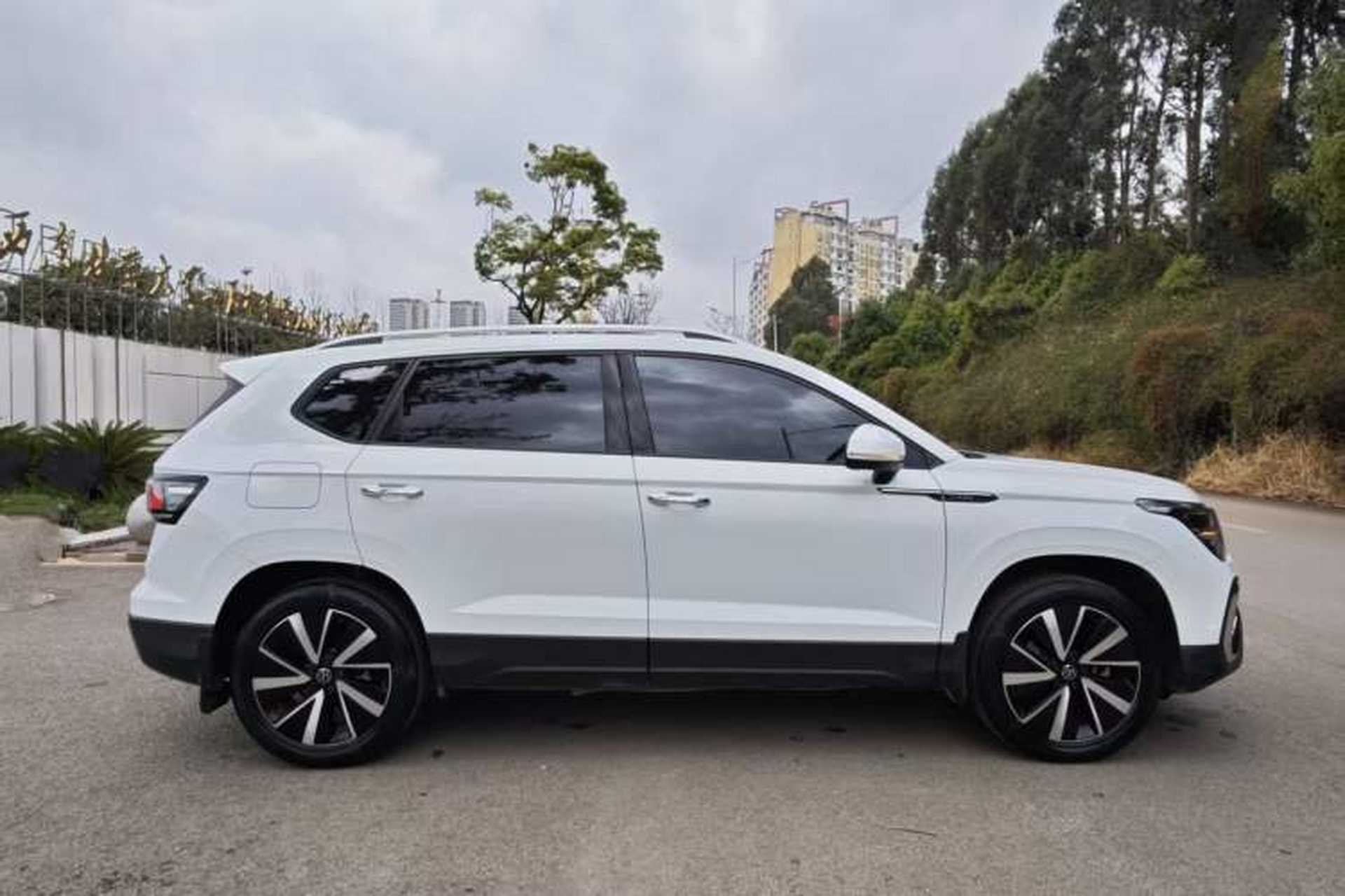 Used Volkswagen Tharu 2023 300TSI Two-Wheel-Drive Moonlight Edition Exterior 4