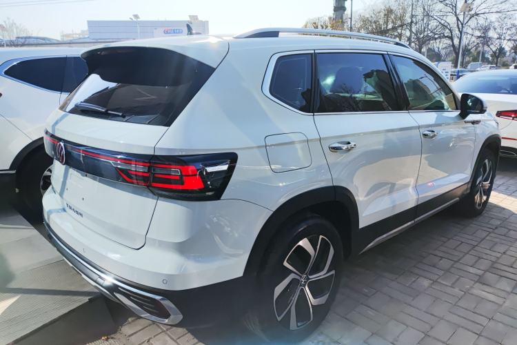 Used Volkswagen Tharu 2023 300TSI Two-Wheel-Drive Full Moon Edition Exterior 5