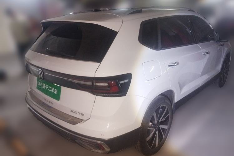 Used Volkswagen Tharu 2023 300TSI Two-Wheel-Drive Moonlight Edition Exterior 5