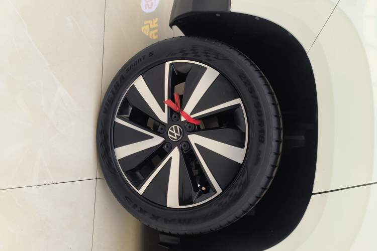 Used Volkswagen Tharu 2023 300TSI Two-Wheel-Drive Moonlight Edition Exterior 8