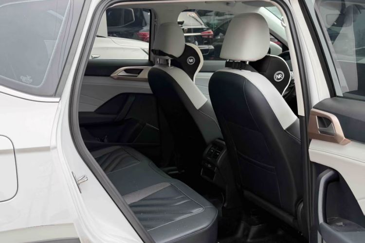 Used Volkswagen Tharu 2023 300TSI Two-Wheel-Drive Full Moon Edition Exterior 9