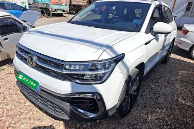 Used Volkswagen Tharu 2023 300TSI Two-Wheel-Drive Moonlight Edition