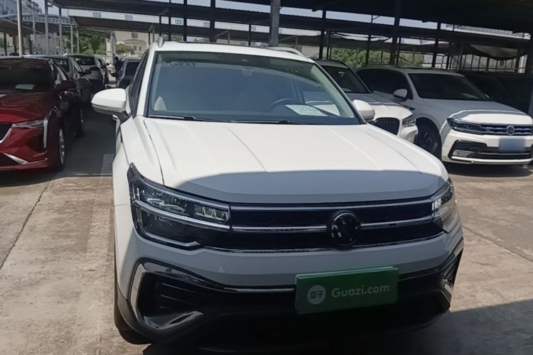 Used Volkswagen Tharu 2023 300TSI Two-Wheel-Drive Moonlight Edition Front
