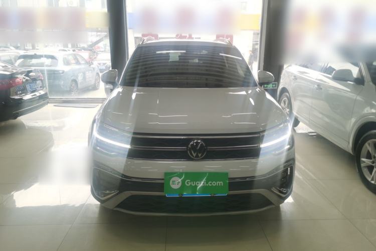 Used Volkswagen Tharu 2023 300TSI Two-Wheel-Drive Full Moon Edition Front