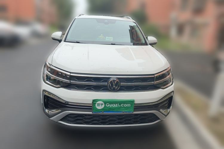 Used Volkswagen Tharu 2023 300TSI Two-Wheel-Drive Full Moon Edition Front