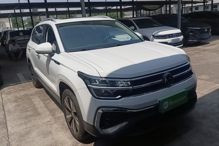 Used Volkswagen Tharu 2023 300TSI Two-Wheel-Drive Moonlight Edition Front Right 45 Deg