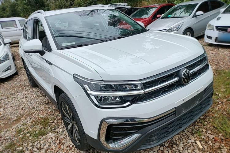 Used Volkswagen Tharu 2023 300TSI Two-Wheel-Drive Moonlight Edition Front Right 45 Deg