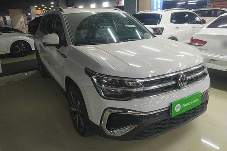 Used Volkswagen Tharu 2023 300TSI Two-Wheel-Drive Moonlight Edition Front Right 45 Deg