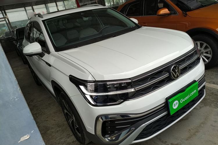 Used Volkswagen Tharu 2023 300TSI Two-Wheel-Drive Full Moon Edition Front Right 45 Deg