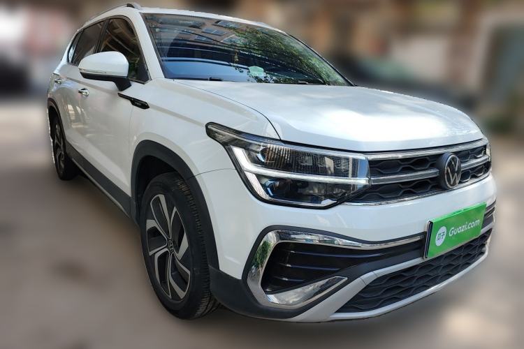 Used Volkswagen Tharu 2023 300TSI Two-Wheel-Drive Full Moon Edition Front Right 45 Deg