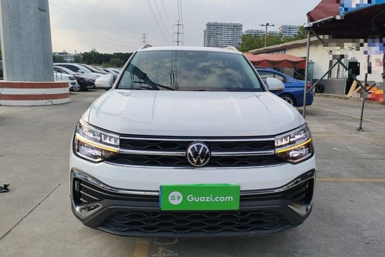 Used Volkswagen Tharu 2023 300TSI Two-Wheel-Drive Moonlight Edition Front
