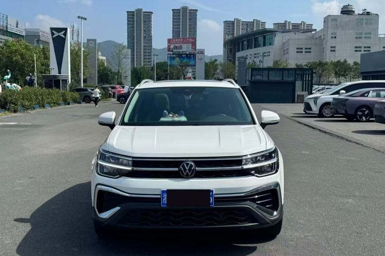Used Volkswagen Tharu 2023 300TSI Two-Wheel-Drive Moonlight Edition Front