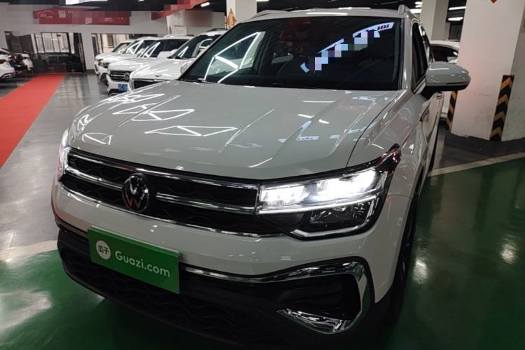 Used Volkswagen Tharu 2023 300TSI Two-Wheel-Drive Moonlight Edition Guazi used car, China used car export, Used car for sale, Used cars, Cheapest cars for sale