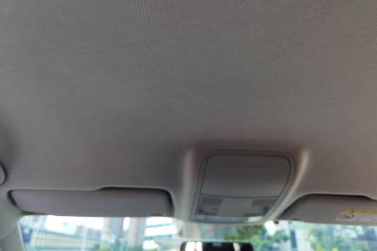 Used Volkswagen Tharu 2023 300TSI Two-Wheel-Drive Crescent Edition Headliner