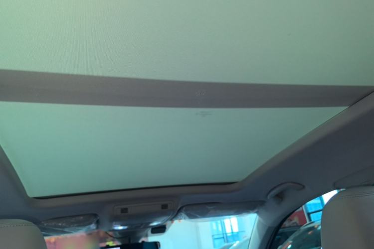 Used Volkswagen Tharu 2023 300TSI Two-Wheel-Drive Moonlight Edition Headliner