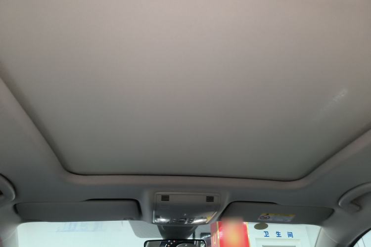 Used Volkswagen Tharu 2023 300TSI Two-Wheel-Drive Moon Luxury Edition Headliner