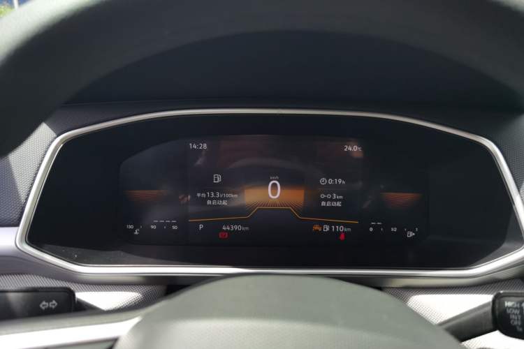 Used Volkswagen Tharu 2023 300TSI Two-Wheel-Drive Crescent Edition Instrument Cluster